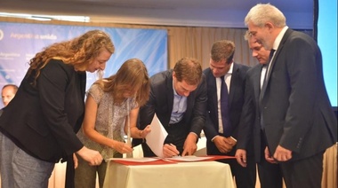 Seguridad, un tema que no admite grieta:Frederic y Santilli firmaron convenio para la CABA