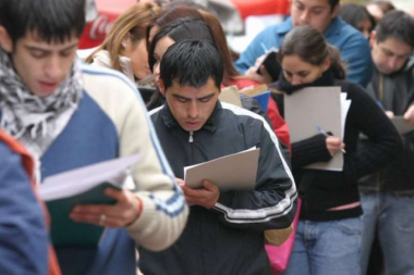 Un aplazo para educación platense: 265 mil alumnos no terminaron la secundaria