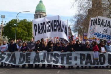 Macri le da la espalda al cuarto paro de la CGT, el más duro que le toca afrontar
