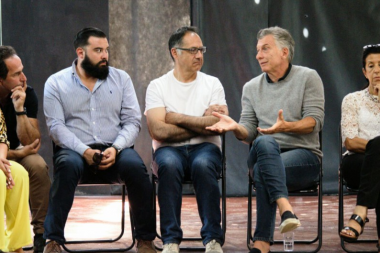 Macri terapeuta, la UCR en llamas