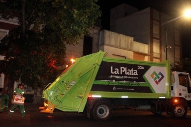Era como un penal sin  arquero: Esur se quedó otra vez con el negocio de la basura en La Plata