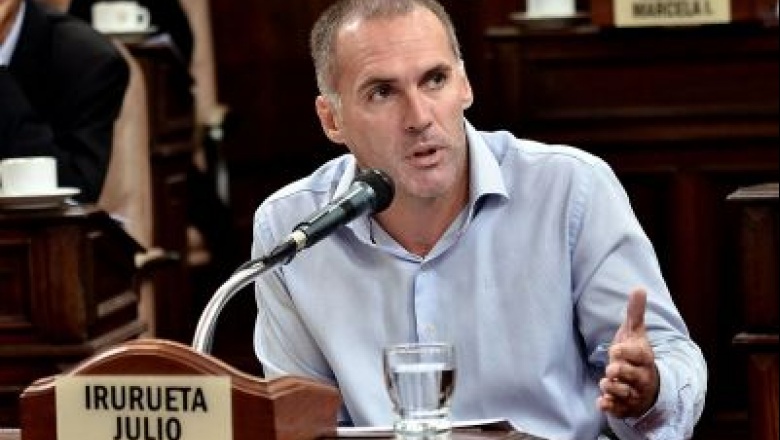 Irurueta: dijo que la meta de Garro es "crear tres mil puestos de trabajo con créditos a 1.400 emprendedores"