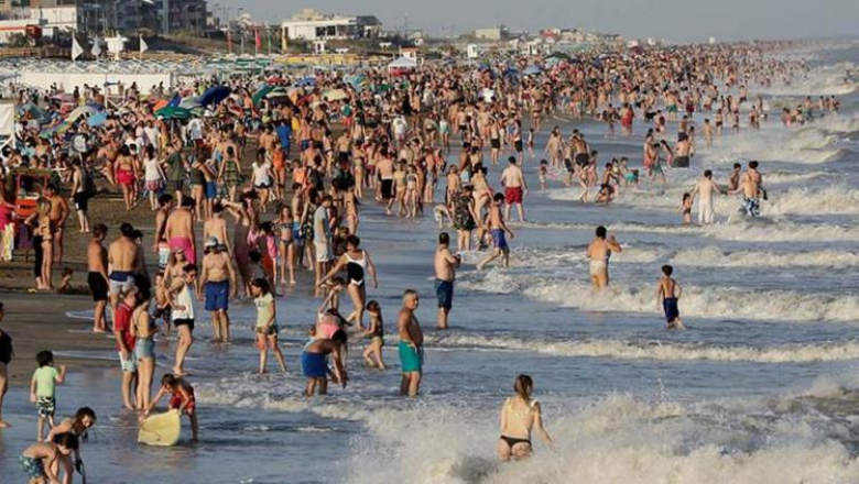 En medio de una segunda quincena récord, en Pinamar los políticos escapan de las cámaras