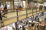 Más proyectos en el Concejo Deliberante: traigan clientes, que shoppings sobran