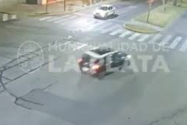 Filmaciones de todo menos del robo, motochorros que desechan un teléfono de 250 mil pesos: el asunto Píparo, flojo de papeles