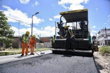 Misión 200: arrancó la obra de asfalto para unir Hernández y Gorina