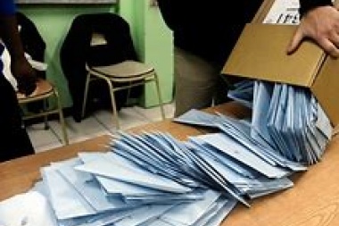 Irregularidades en la impresión de boletas, afiliados muertos: la Afip pinchó el curro de 124 Partidos