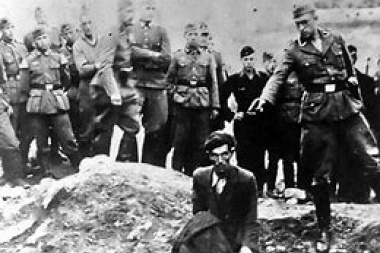 Por perverso y siniestro, crece el repudio a la banalización del Holocausto judío que hizo un asesor de Milei