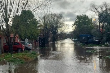 Lluvia tres XL: La Plata Solidaria difundió lugares donde llevar ayuda directa