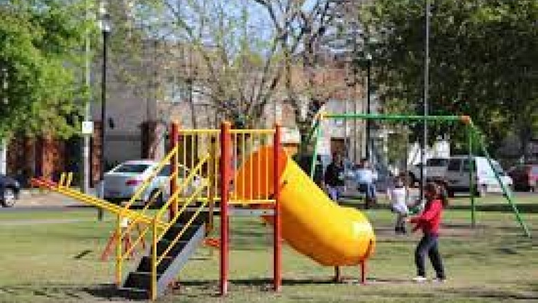 Vamos: La Plata sumó 30 nuevas plazas en barrios periféricos