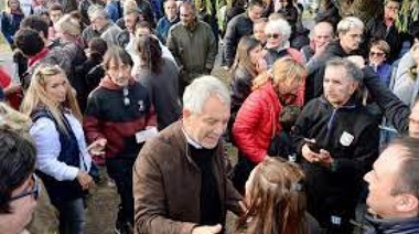 La interna peronista en la calle: Alak y Escudero con actos, plenarios y fuertes mensajes de campaña