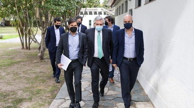 Es el momento de mayor circulación del bicho, dijo Alberto: hasta el 16 de agosto hay que quedarse en el molde