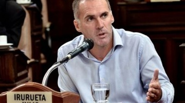 Irurueta: dijo que la meta de Garro es "crear tres mil puestos de trabajo con créditos a 1.400 emprendedores"