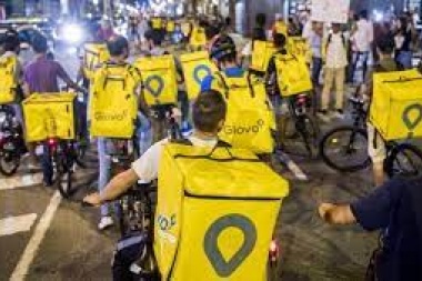 Multón de $6.300.00: un fallo de la justicia platense pone contra las cuerdas a Glovo, Uber, Rappi y otras empresas "App"