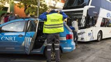 La CNRT ordenó que haya alcohol en gel en micros, trenes y todas las terminales de transporte