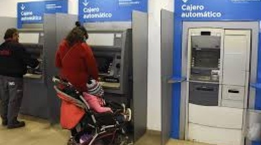 Por no seguir estudiando y no ir a control médico dan de baja 12 mil planes sociales