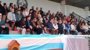 Milei amenaza: todos somos el campo pero si no liquidan los dólares de la cosecha, la 125 les va a parecer una caricia