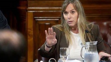 En el peronismo: Juliana Di Tulio reclamó la expulsión de Scioli y de los senadores que le votaron a la ley a Milei