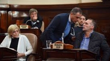 Quieren perdonarle a un club de fútbol profesional, que paga fortunas en sueldos a jugadores, una deuda millonaria en tasas municipales y hasta en patentes de automotores