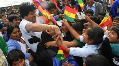 Evo ofreció tierras cultivables a sus compatriotas que quieran volver a Bolivia