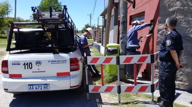 Residencialmente colgados: detectan conexiones clandestinas en Sicardi y City Bell