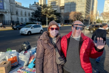 La Plata Solidaria: el frío no afloja y la campaña Abrigaditos, tampoco