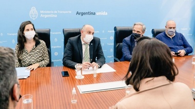 Arteaga anticipó que La Plata será una de las ciudades donde se implementará Paradas Seguras