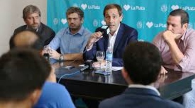 Garro anunció un paquete de medidas que definió como "de alivio" para comerciantes y PyMEs