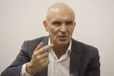 Versito para Espert: por lo de cárcel o bala, puede ir en cana