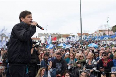 "El único pacto es con el pueblo": ante una multitud, Kicillof reafirmó su voluntad de ponerse al hombro al peronismo
