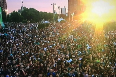 Con música para todos los gustos, más de 100 mil personas vivieron una fiesta en paz