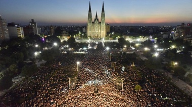 Lo que teníamos acá era un lujo: más de 200 mil personas en la Plaza por un show bien platense