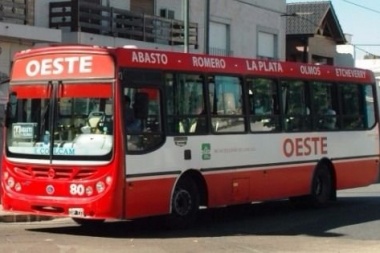 Se llenan la boca hablando de generación de empleos: las empresas del Parque Industrial prefieren tomar obreros de Florencio Varela y Quilmes porque los de La Plata no tienen transporte