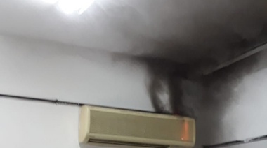 Una falla eléctrica provocó un incendio en el Hospital Rossi: pudieron controlarlo a tiempo