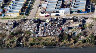 Desde Ensenada denuncian: "La basura de Garro contamina el río de todos"