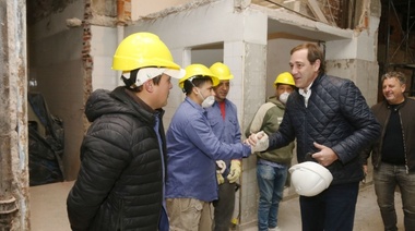Lavate y vamos: con una multimillonaria inversión arrancaron los trabajos para reabrir la Confitería París