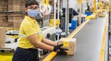 Mandá el currículum: una empresa acordó con el gobierno incorporar a 1.200 empleades