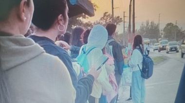 Para los empresarios del transporte la gente es lo de menos: empezaron las clases y siguen con la frecuencia de verano