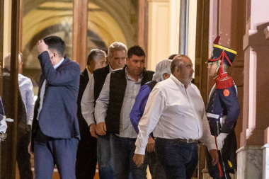 CGT, Cagones, Garcas, Traidores: duros cuestionamientos a los sindicalistas millonarios que no accionan ante la proscripción del peronismo