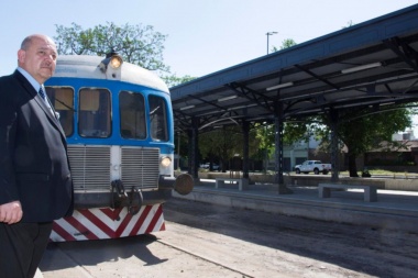 Prueba y  convenio para ampliar recorrido: el Tren Universitario aprobó otro examen