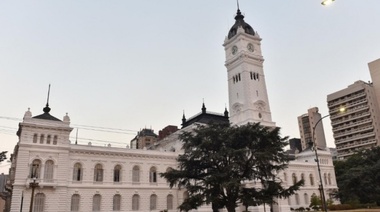 Municipales de La Plata: 15% de aumento salarial y bono de $40 mil