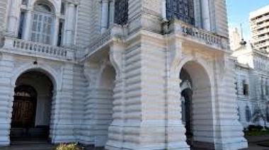Los municipales de La Plata recibirán un 56% de aumento hacia el tercer trimestre del año