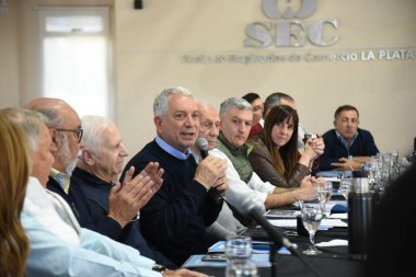 El peronismo de La Plata calienta motores:Alak encabezó el primer encuentro de candidatos de Fuerza Patria
