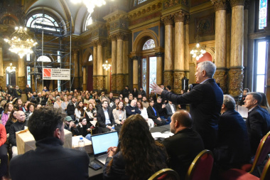 Para la educación de calidad, hay plata: Municipio y Provincia licitaron la restauración de 120 escuelas de La Plata
