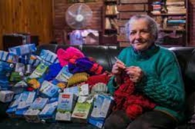 Descansa en Paz: se fue la abuela de La Plata Solidaria que tejía para los más necesitados