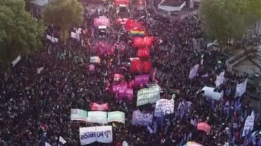 Más de 40 cuadras: el Encuentro de Mujeres le hizo vivir a La Plata una jornada histórica