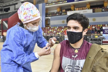 Argentina ya está en el tope mundial de vacunación