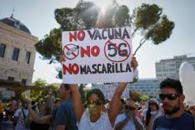 Covidiotas: Austria ordenó el confinamiento de los que no quisieron vacunarse