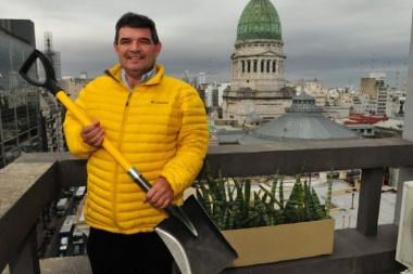 Un encuesta dice que "Bolsonito" Olmedo cosecha más intención de votos que Scioli y Solá