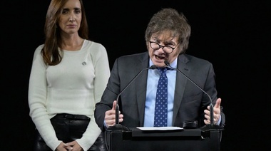 La Casta se aferra al aumento: aseguran Villarroel no quiere saber nada con devolver la tarasca